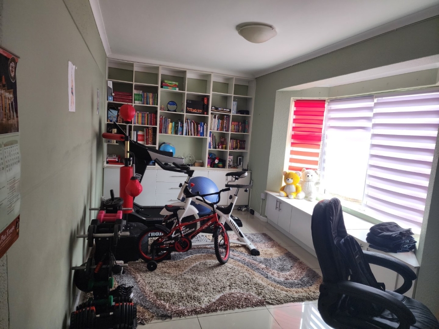 3 Bedroom Property for Sale in Summerstrand Eastern Cape